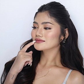 Babygirl-Miles escort in Manila offers Web cam services