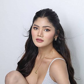 Babygirl-Miles escort in Manila offers Web cam services