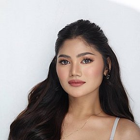 Babygirl-Miles escort in Manila offers Web cam services