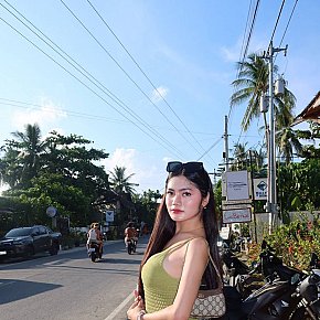 Miles escort in Singapore City offers Experiencia de Novia (GFE)
 services