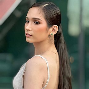 Astrid Completamente Natural escort in Manila offers Experiência com garotas (GFE) services