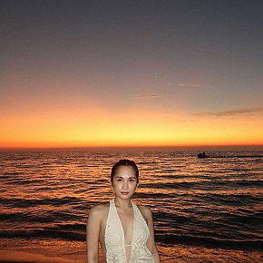 Astrid Naturală escort in Manila offers Girlfriend Experience(GFE) services