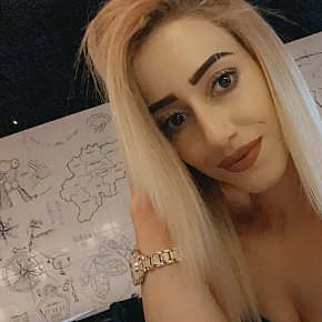 Lina escort in 