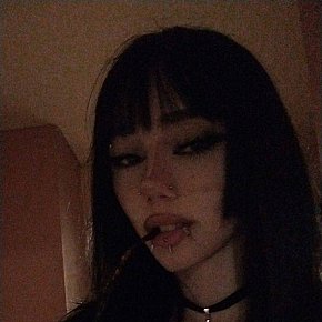 gothic-queen Natürlich escort in  offers Zungenküsse services