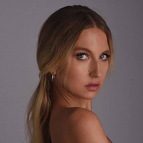 Cathie Natürlich escort in Kavala offers Analsex services