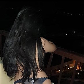 Tricia Pequeña Y Delgada escort in Chennai offers Experiencia de Novia (GFE)
 services