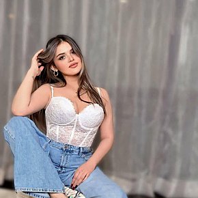 Lora escort in Manama