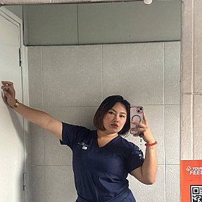 Rose escort in Makati offers Experience 