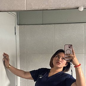 Rose escort in Makati offers Experience 