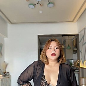 Rose escort in Makati offers Juego de Roles y Fantasía
 services