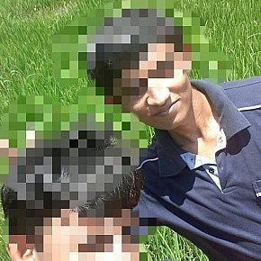 Fun-boy escort in Colombo offers Sega services
