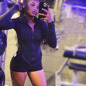 Rian-sweet-massage escort in Kampala offers Bacio alla francese services