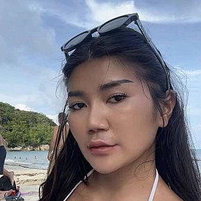 Kylie Tetas Enormes escort in Koh Samui offers Garganta profunda
 services