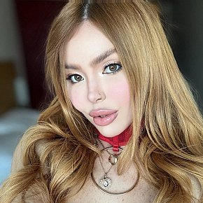 Chloe-Bastos Super Busty
 escort in Manama