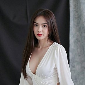 Soyong escort in Bangkok offers Kissing services