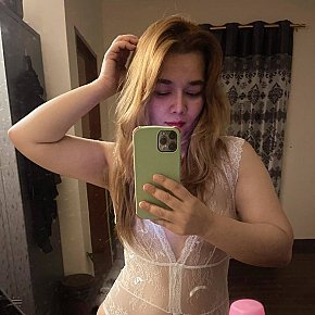 Mena Menue escort in Muscat offers Massage sensuel intégral services