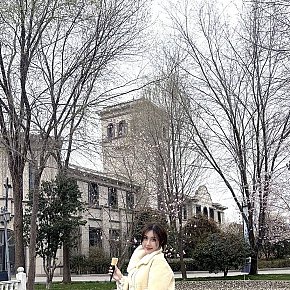 Xiu escort in Ho Chi Minh offers Experiência com garotas (GFE) services