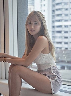 Xiu escort in Ho Chi Minh offers Experiência com garotas (GFE) services