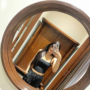 Kiki escort in Kuta Bali offers Mamada sin condón
 services