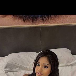 Andressa Großer Busen escort in London offers Körperbesamung services