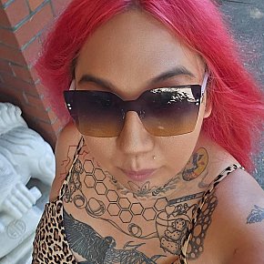 Annabelle escort in Calgary offers Pipe avec capote services