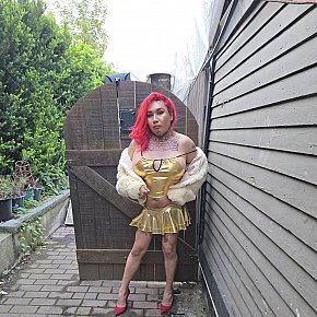 Annabelle escort in Calgary offers Pipe avec capote services