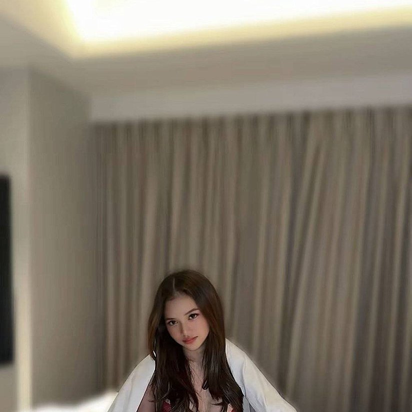 Hot girl in Manila offers Pompino senza preservativo