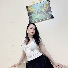 Hana escort in Muscat offers Erotic massage services
