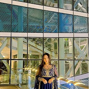 Amelia escort in New Delhi offers Ball Licking and Sucking services