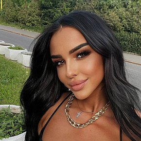 Sona escort in Abu Dhabi