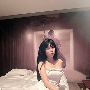Sofiaa escort in Bangkok offers French Kissing services