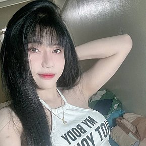 Sofiaa escort in Bangkok offers French Kissing services