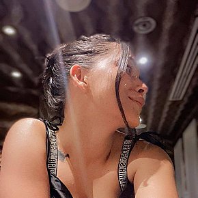 Sara escort in Dubai offers Full Body Sensual Massage services