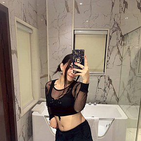 Sara escort in Dubai offers Full Body Sensual Massage services