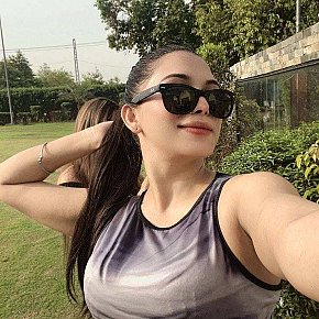 Sara escort in Dubai offers Full Body Sensual Massage services