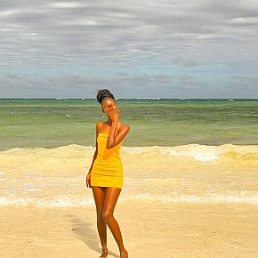 Naomi escort in Koh Samui offers Girlfriend Experience (GFE) services