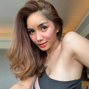 Marie Model /Ex-model
 escort in Manila offers Girlfriend Experience (GFE) services