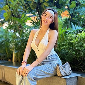 Marie Model /Ex-model
 escort in Manila offers Girlfriend Experience (GFE) services