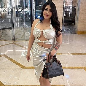 Maria Petite
 escort in Bangkok offers Erotic massage services