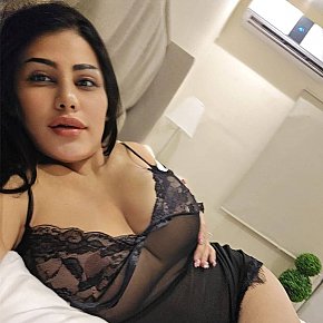 Maria Petite
 escort in Bangkok offers Erotic massage services
