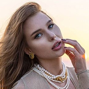 Massima Occasional
 escort in London offers Cumshot on body (COB) services