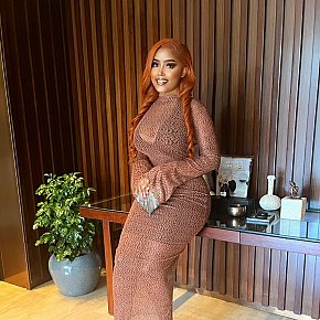 Scarlet-B escort in Doha offers Mistress (soft) services