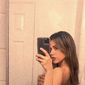Liz-moonz Model /Ex-model
 escort in Ayrshire offers Cum in Mouth services