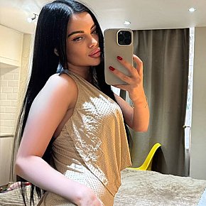 Perfetti Model /Ex-model
 escort in London offers 69 Position services