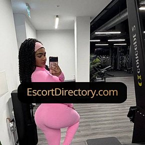Samya-Neri Prof De Fitness escort in Marseille offers Masturbation services
