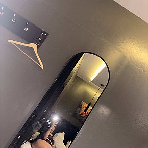 Natty-Thai Petite
 escort in Frankfurt-am-main