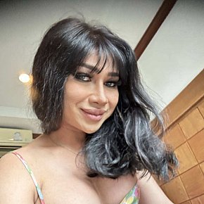 Natty-Thai Petite
 escort in Frankfurt-am-main