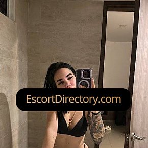 Cata Vip Escort escort in Madrid offers Cumshot on body (COB) services