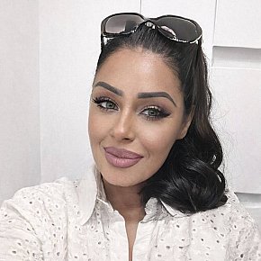 Claudia-Ferrari escort in Marseille offers Girlfriend Experience (GFE) services