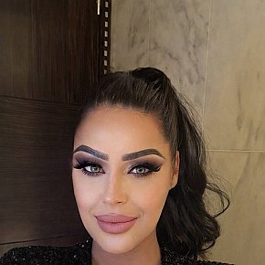 Claudia-Ferrari escort in Marseille offers Girlfriend Experience (GFE) services